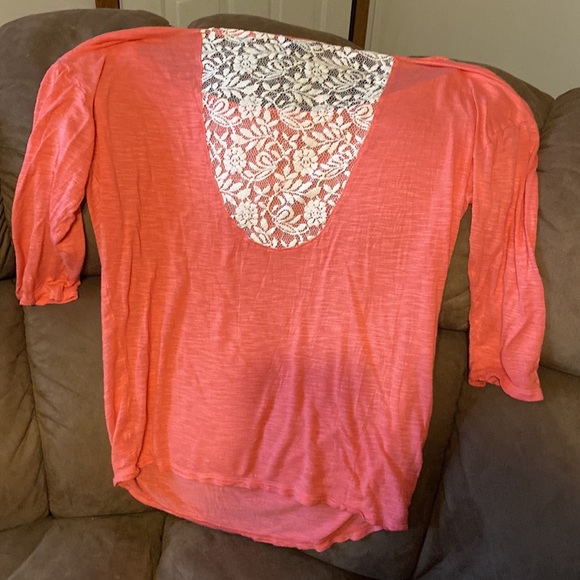 Top - Picture 2 of 2